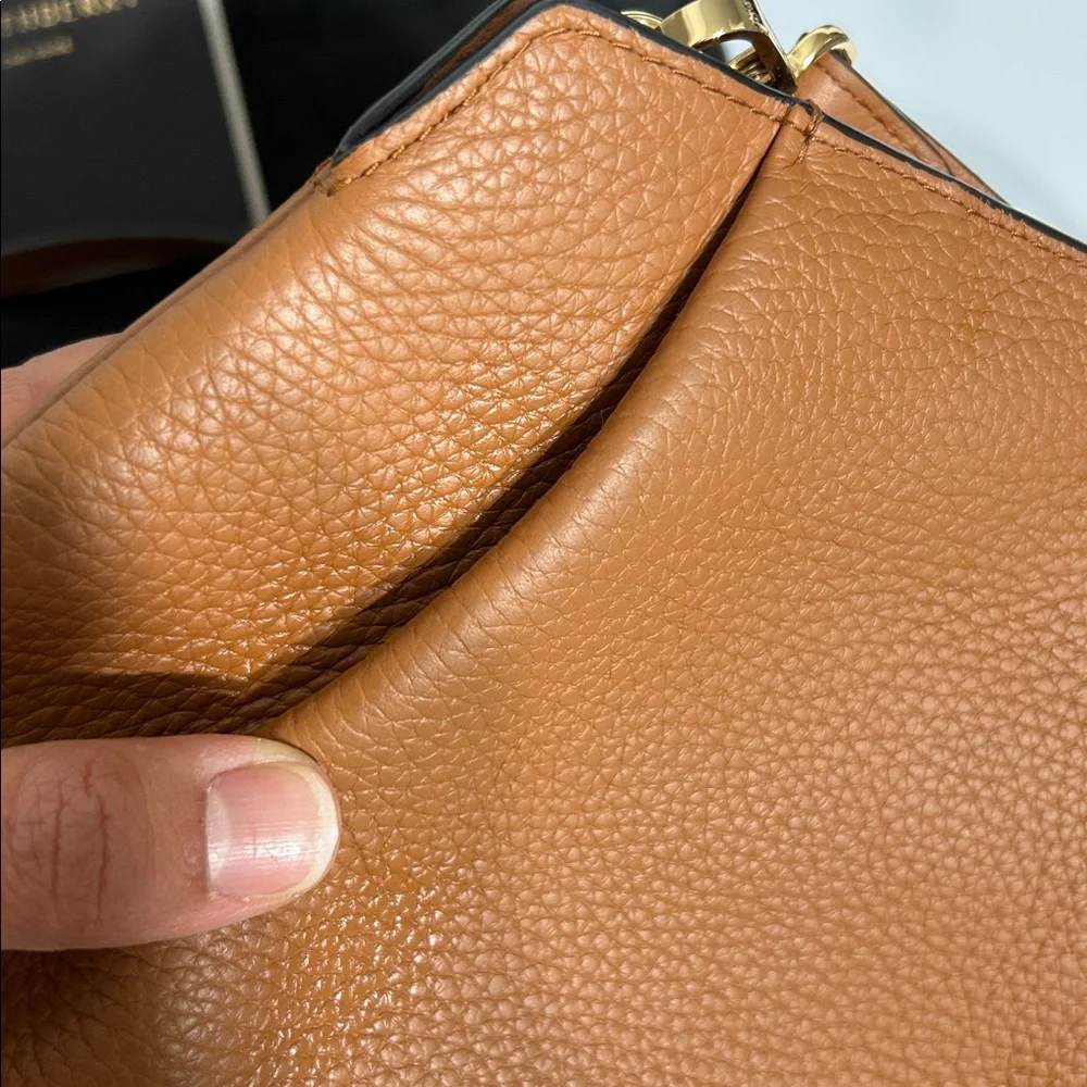 Strathberry Osette Crossbody Bag Grain Tan Pristine Minimalist - Picture 9 of 14